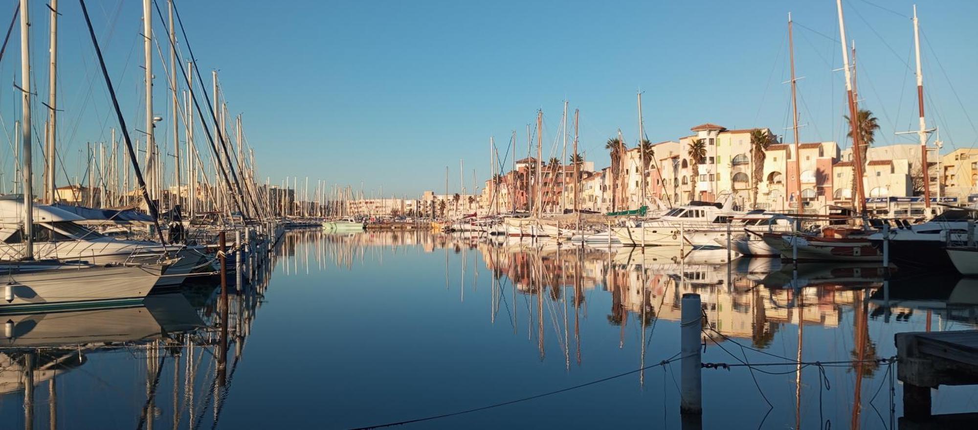 Ideal Entre Mer Etang Commerces Et Animation لوسات المظهر الخارجي الصورة